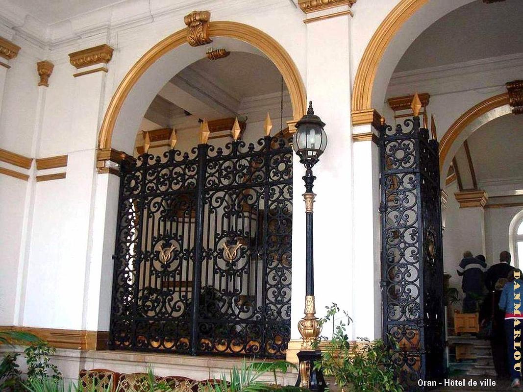 PA ba- 017- Hotel de ville- interieur.jpg